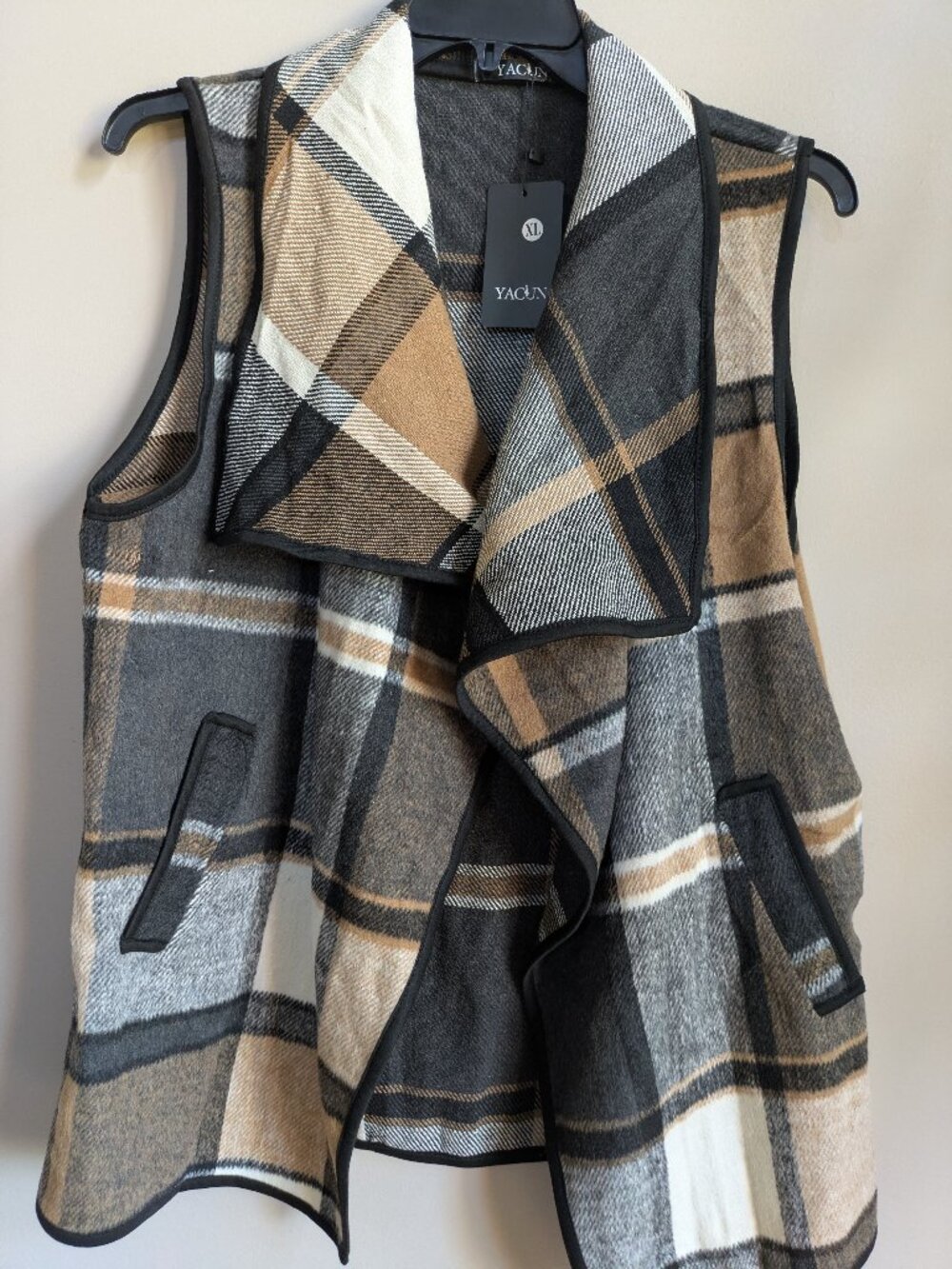 Yacun NWT Plaid Cardigan Vest with Pockets #155